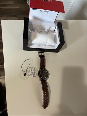Tissot Black Dial Men's Chronograph with Brown Leather Strap - not working!!!